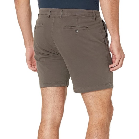 Goodthreads Men's 7" inseam flat-front stretch chino short, Dark Green - Picture 2 of 3